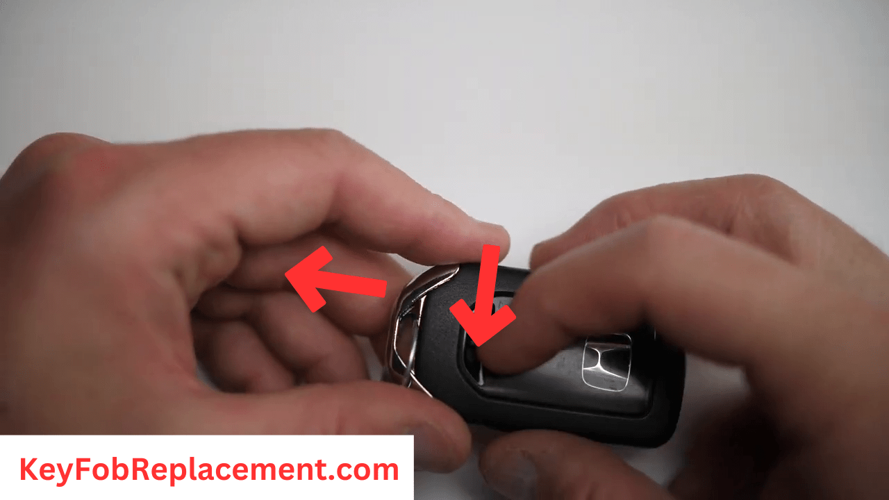 Honda Odyssey Key Flip, pull to release key
