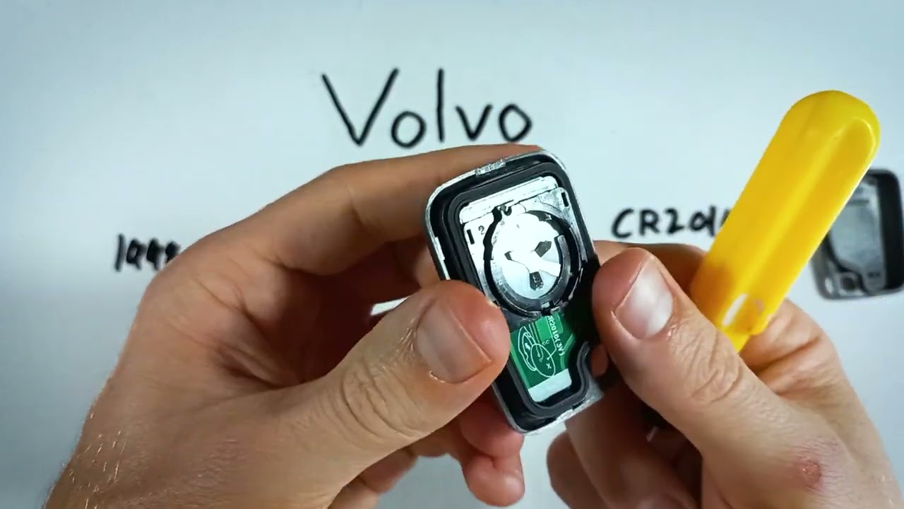 How to Replace the Battery in Your Volvo V70 Key Fob (1998-2001)