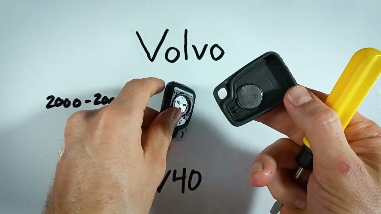 How to Replace the Battery in Your Volvo V40 Key Fob (2000 - 2004)