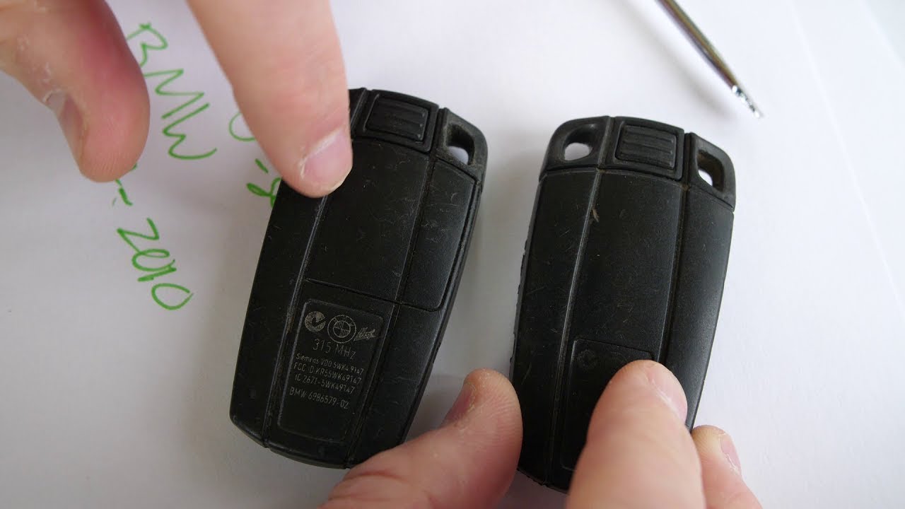 How to Replace the Battery in a BMW 5 Series Key Fob (2007-2010)