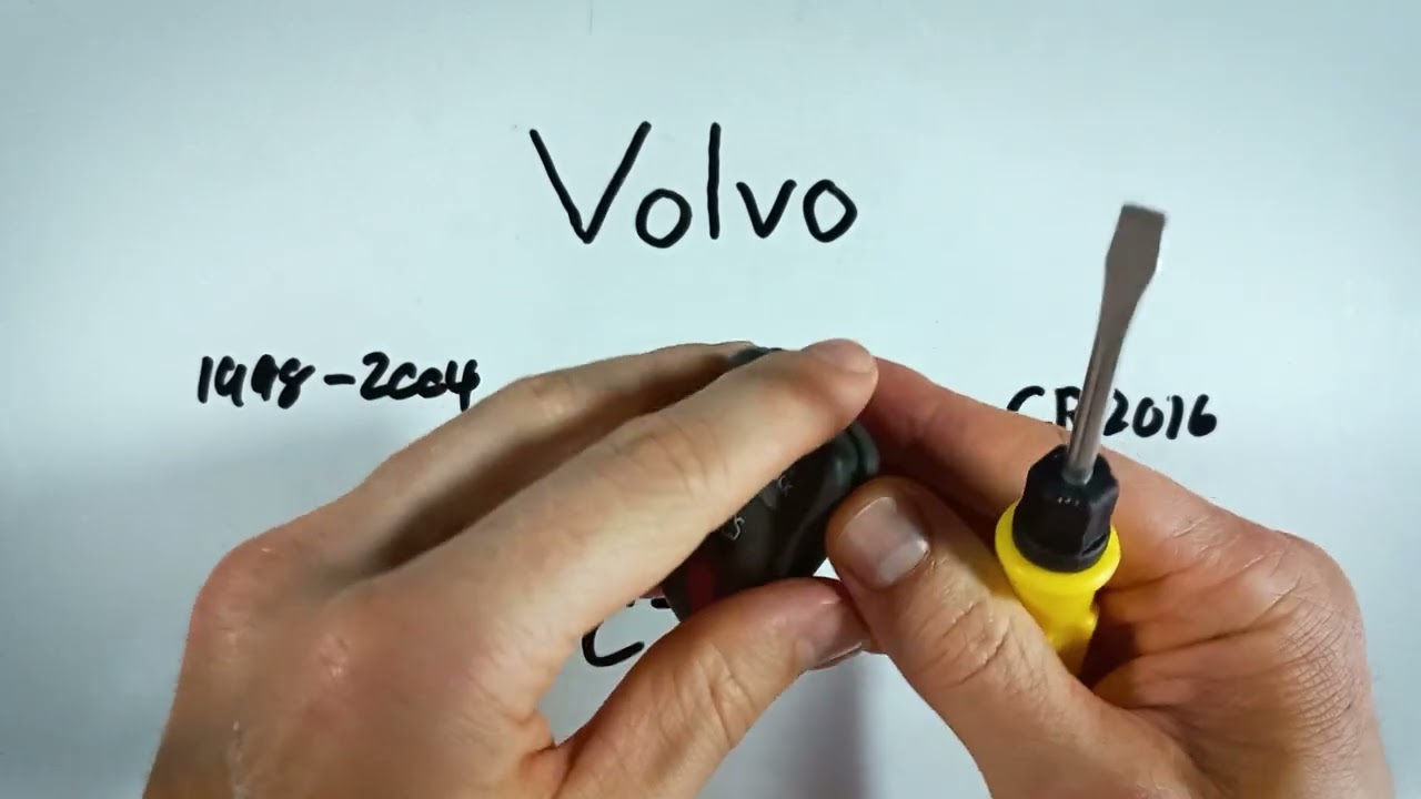 How to Replace the Battery in a Volvo C70 Key Fob